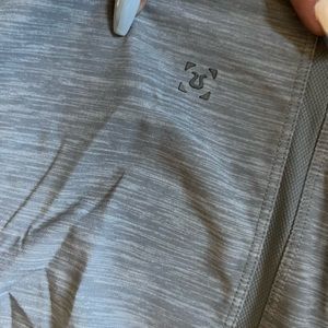 Lululemon Pace Breaker, liner less, 9 in.